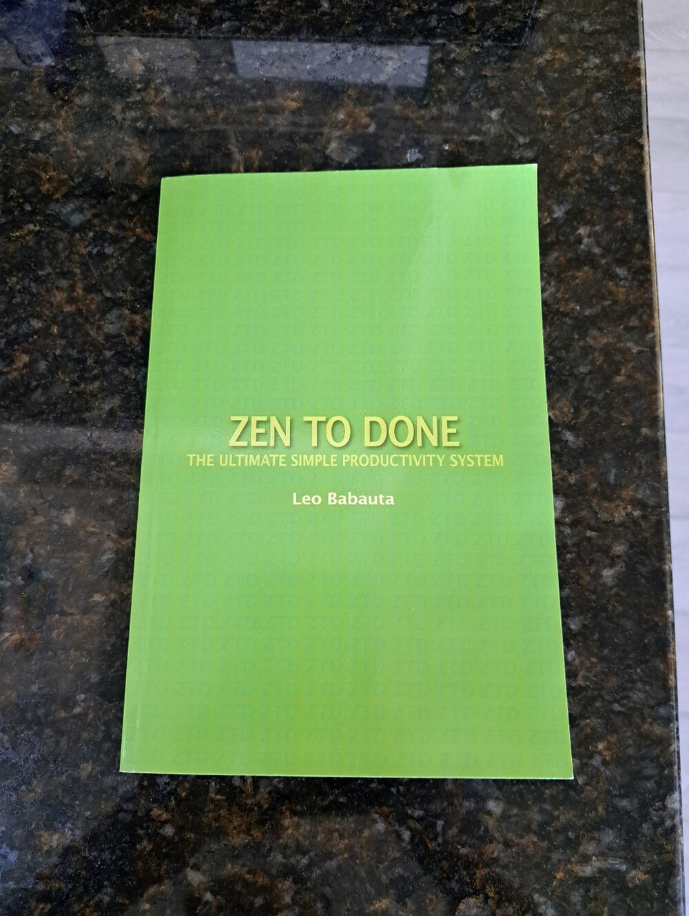 Zen to Done by Leo Babauta - Green Cover